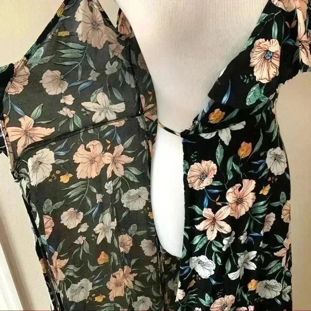 F21 black floral cold shoulder high low wrap dress - Picture 6 of 8